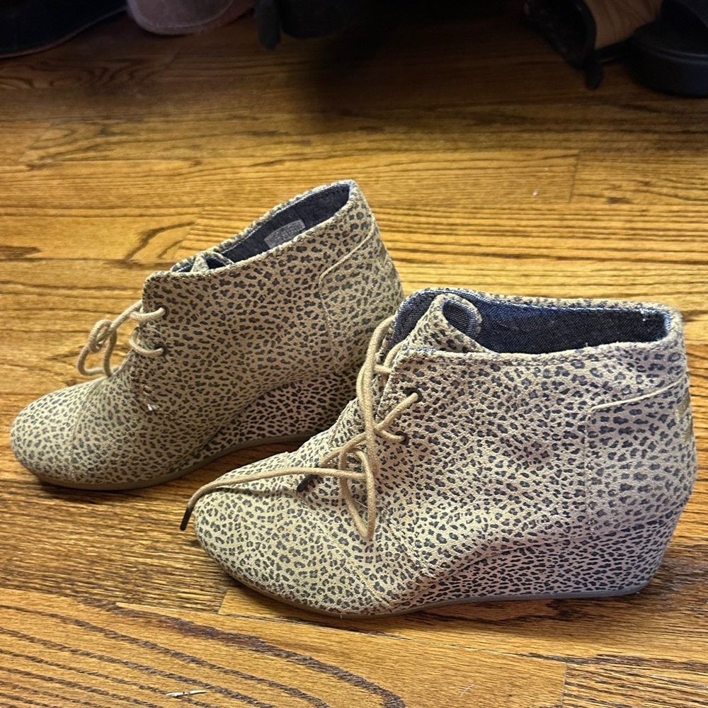 Leopard Print women's wedge